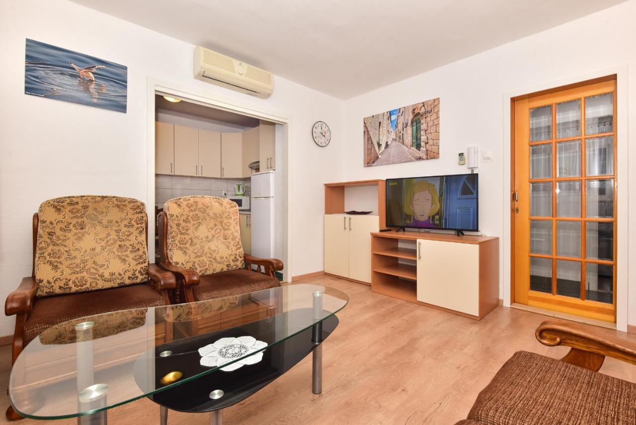 Apartments Vjeko Makarska Luaran gambar